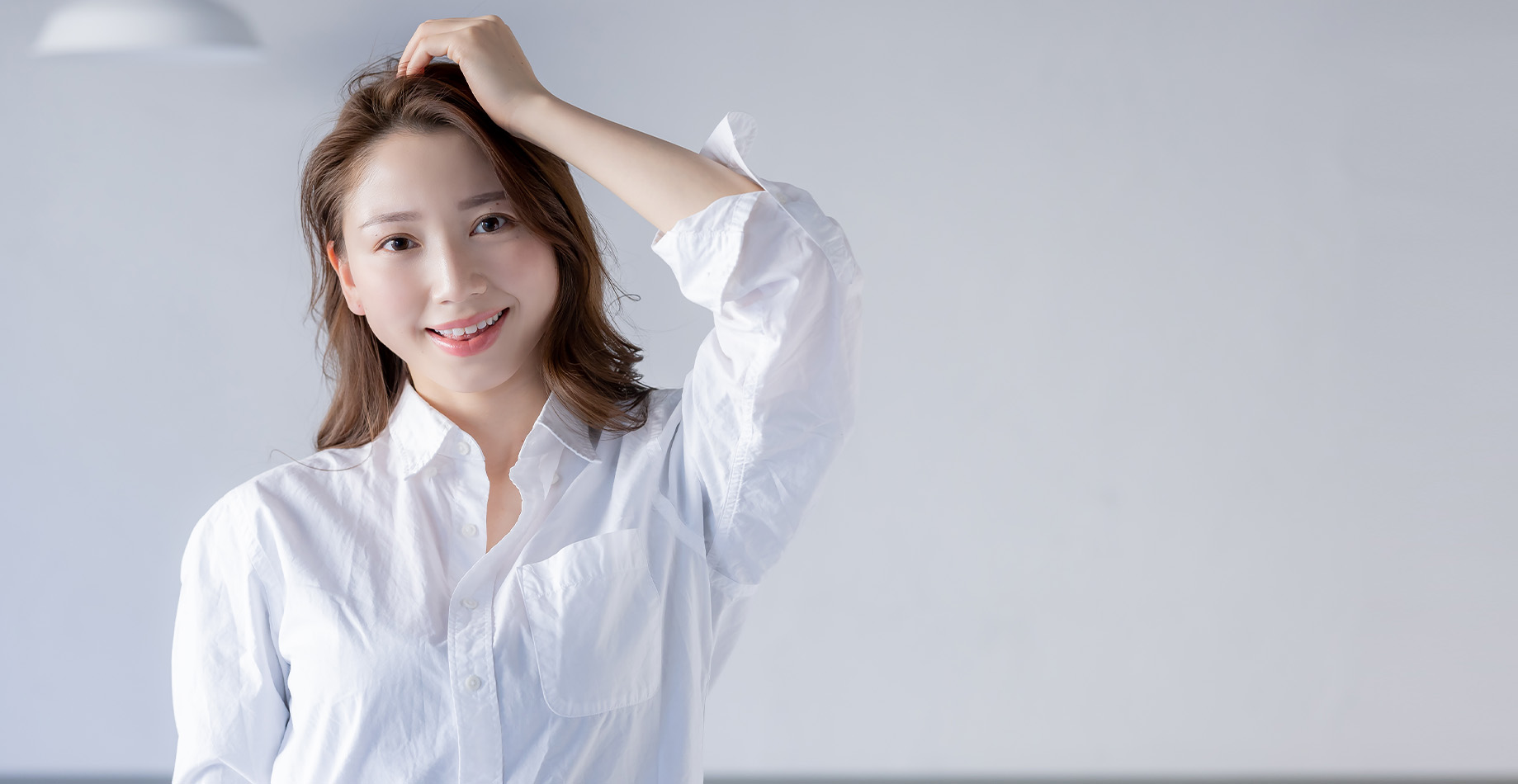 笑顔の女性